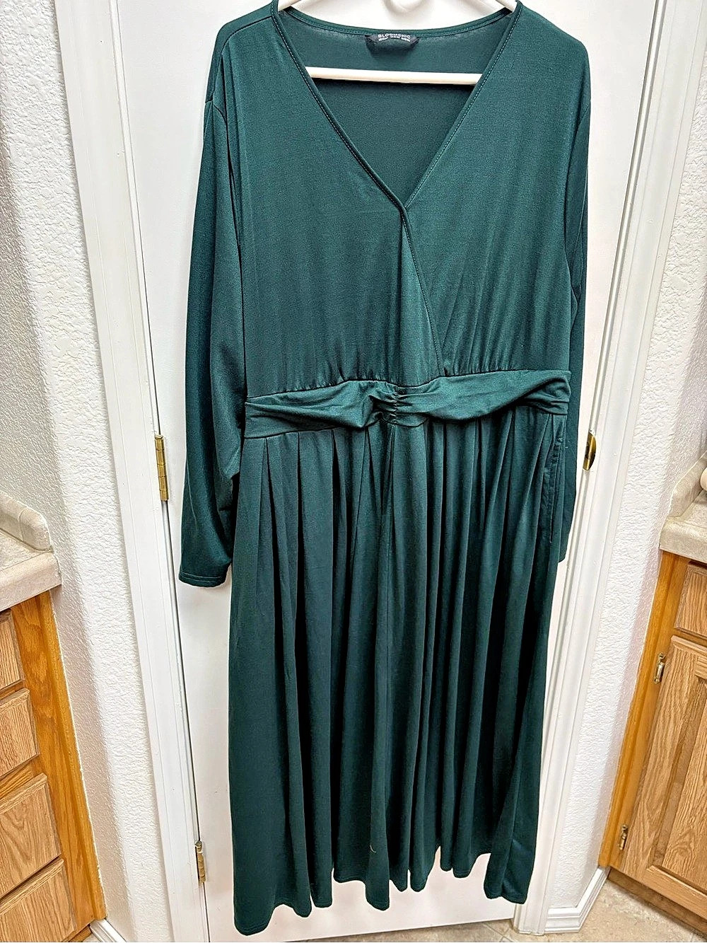 Bloomchic Long Sleeve Maxi Dress in Green